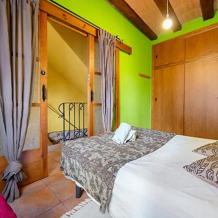 Ca La Germandat Casa de vacances Paúls